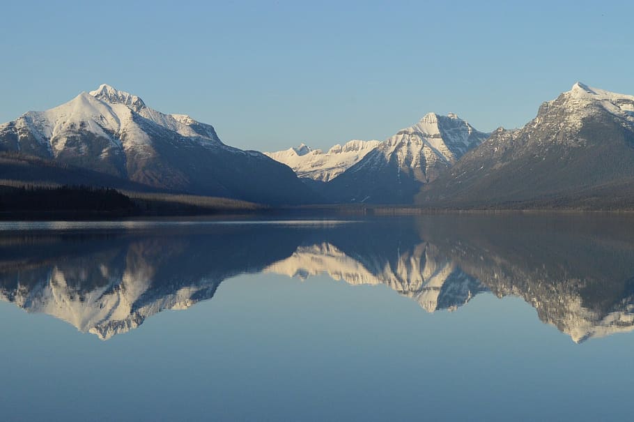 calma, fred, alba, la llum del dia, boira, gelada, paret del jardí, glacera, parc nacional de glaceres, gel, llac, llac McDonald, paisatge, montana, muntar marró, muntar els canons, Mount Stanton, muntatge de vaught, muntanya, muntanyes, a l'aire lliure, panorama, pacífica, pic, reflexió, serè, horitzó, neu, viatjar, EUA, volcà, aigua, desert, hivern, naturalesa, escenics, cel, Serra, escenics - natura, simetria, tranquil·litat, escena tranquil·la, bellesa a la natura, cap gent, davant del mar, dia, cel clar, idíl·lic, temperatura de fred, muntanya nevada, cim de muntanya, llac de reflexió, 1080P