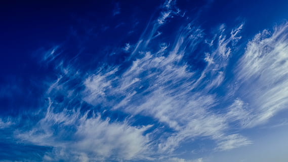 bulutlar, garip, doğa, gökyüzü, cloudscape, atmosfer, mavi gökyüzü bulutlar, mavi, bulut - gökyüzü, dramatik gökyüzü, manzaralar - doğa, çevre, karamsar gökyüzü, insansız, arka, doğada güzellik, uzay, rüzgar, bulutlu, ışık - doğal fenomen, meteoroloji, açık havada, temiz, iklim, bir tutam, parlak, 4K, CC0, kamu malı, telif ücretsiz