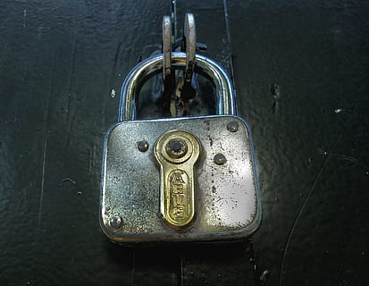 blocare, lacăt, Securitate, Siguranță, salvgarda, protecţie, acces, blocat, închis, metal, nici o persoana, a închide, în interior, tehnologie, agăţat, conexiune, comunicare, natură moartă, vechi, număr, Intrare, zi, 4K, CC0, domeniu public, fără drepturi de autor