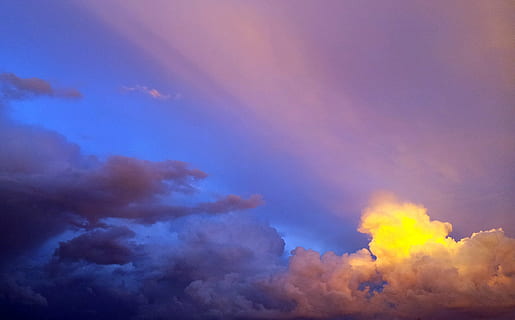 Himmel, Wolken, Sturm, Tag, lik, wolke - himmel, Natur, Verbrennung, Schönheit in der Natur, Umgebung, Szenen - Natur, Feuer - natürliches Phänomen, Wolkengebilde, keine Leute, Feuer, Rauch - physische Struktur, Hitze - Temperatur, Blau, Hintergründe, Licht - natürliches Phänomen, Warnschild, Dramatischer Himmel, draußen, Verschmutzung, dunkel, Kraft in der Natur, abstrakt, abstrakte Hintergründe, Wind, lila, 2K, CC0, gemeinfrei, lizenzfrei