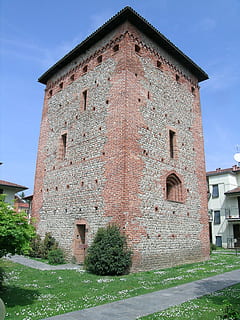 torre, castel, turnul medieval, arhitectură, Europa, medieval, istorie, construită, exteriorul clădirii, clădire, zi, natură, cer, plantă, nici o persoana, vechi, trecutul, în aer liber, copac, perete, turn, casă, vedere unghiulară joasă, fereastră, lăcaș de cult, 2K, CC0, domeniu public, fără drepturi de autor