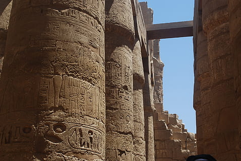 Egipte, columna, temple, història, el passat, arquitectura, estructura construïda, antic, destinacions de viatge, artesania, creença, religió, viatjar, antiga ruïna, civilització antiga, edifici, turisme, lloc de culte, dia, talla - producte artesanal, art i artesania, cap gent, arqueologia, a l'aire lliure, columna arquitectònica, talla, arruïnat, baix relleu, 1080P, CC0, domini públic, lliure de regalies
