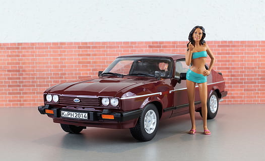 model de cotxe, ford, capri, capri, model, diorama, ford, capri, model, automàtic, oldtimer, joguines, cotxe esportiu, vell, vermell, esport de motor, vehicle, clàssic, ford capri, motor, campana, automoció, cotxe, vehicle terrestre, dones, estil retro, passat de moda, mode de transport, a l'aire lliure, transport, imatge en color, una persona, longitud completa, de peu, només adults, automòbil, adult jove, vista frontal, adult, manera de transport, dia, moda, dones joves, estils de vida, paret, roba casual, mirant la càmera, persones reals, maó, pentinat, 4K, CC0, domini públic, lliure de regalies
