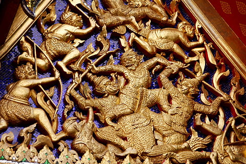 mosaic, rajoles, or, patró, fusta, paret, artísticament, art, decoratiu, color, ornament, joies, estructura, fons, textura, arquitectura, abundància, gran grup d'objectes, a l'interior, cap gent, vista d’angle alt, elecció, natura morta, metall, variació, col · lecció, dia, animal, representació, color daurat, mercat, gran grup d’animals, a la venda, creativitat, grup d’animals, 5K, CC0, domini públic, lliure de regalies