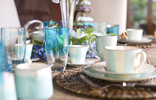 tazze, bicchieri, tavolo, vaso, tazza, prima colazione, tè, caffè, invitare, bicchiere, bere, fotografia, sfondo, ristorante, cibo, avvicinamento, tazza di caffè, cucina, foto, mattina, Buongiorno, nutrizione, macro, bar, foto di cibo, caffeina, bevanda, boccale, cibo e bevande, attrezzature domestiche, vasellame, messa a fuoco selettiva, in casa, nessuno, ceramica, rinfresco, tè - bevanda calda, piattino, giorno, tazza di tè, bevanda calda, brocca - brocca, 5K, CC0, dominio pubblico, privo di copyright