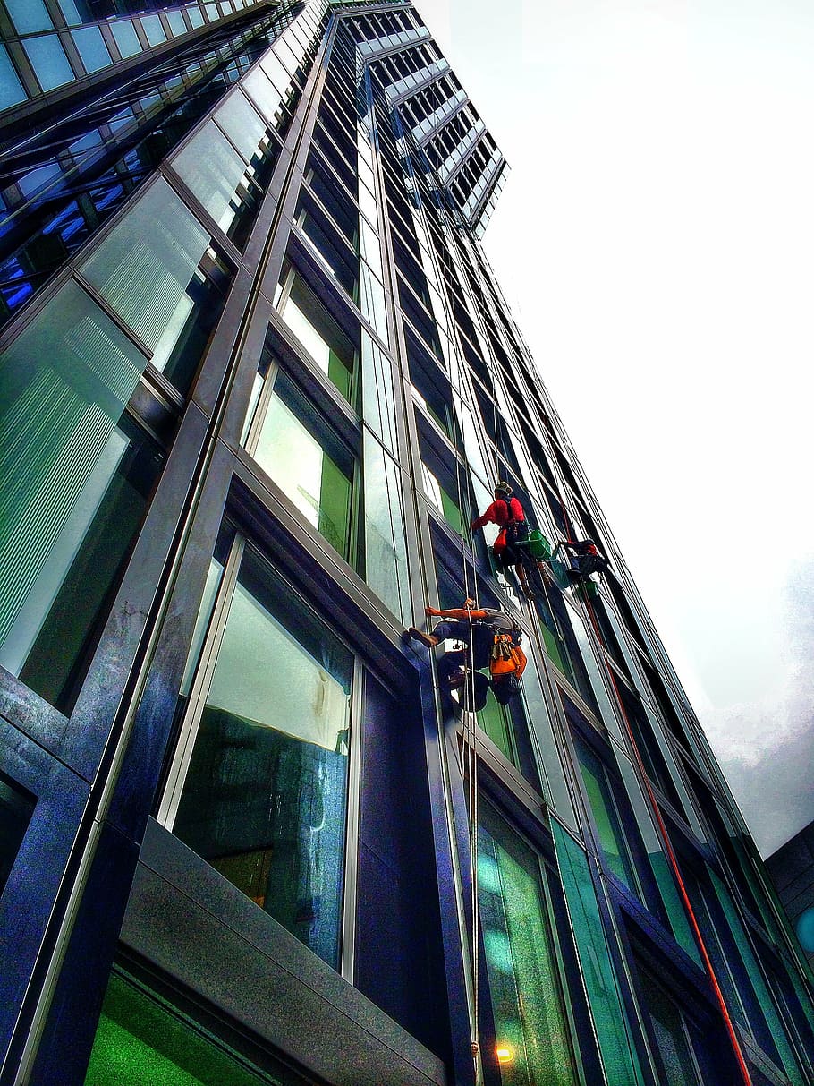 skyskraber, arbejde, vinduespudser, hamburg, glasfront, glas, tagene, spejling, by, facade, arkitektur, bygget struktur, bygning udvendig, vindue, moderne, byliv, lav vinkel visning, belyst, futuristisk, bygning, glas - materiale, ingen mennesker, himmel, kontorbygning udvendig, høj - høj, dag, udendørs, skilt, kontor, afspejling, natur, lys, 2K