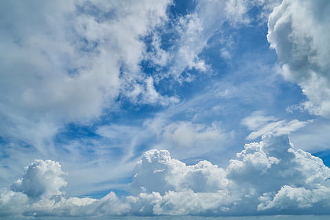 clar, blau, cel, núvols nimbus, núvol, núvols, aire, alt, està a l'aire, a l'aire lliure, blanc, naturalesa, pluja, temporada, fons, bonic, hivern, textura, resum, paisatge, huracà, plujós, tempesta, dia, primavera, núvol - cel, bellesa a la natura, escenics, cap gent, cloudscape, Color blanc, escenics - natura, atmosfera, meteorologia, cel dramàtic, medi ambient, idíl·lic, esponjós, vent, clima, brillant, netejar, 8K, CC0, domini públic, lliure de regalies