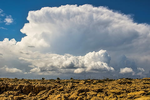 tempestoso, nuvole, drammatico, tempesta, nuvole tempestose, paesaggio, cielo, natura, tempo metereologico, scenario, Terreno accidentato, ayia napa, Cipro, nuvola - cielo, nessuno, giorno, bellezza nella natura, ambiente, scenics - natura, scena tranquilla, la tranquillità, terra, scena non urbana, all'aperto, campo, idilliaco, luce del sole, orizzonte sopra terra, Cloudscape, a distanza, clima arido, 5K, CC0, dominio pubblico, privo di copyright