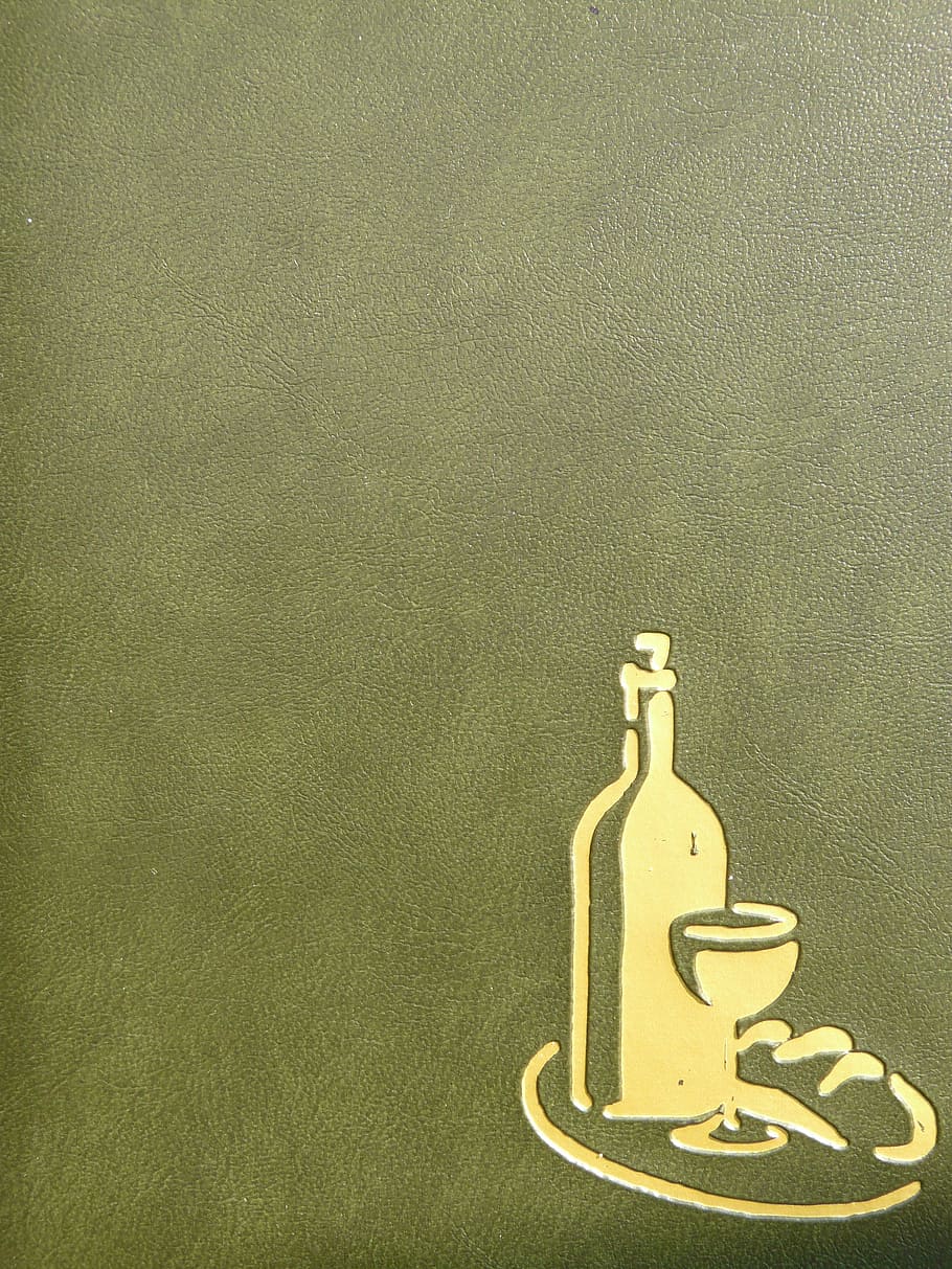 Copa de vi, adhesiu de copa, carta de vins, menú, mapa, vi, alcohol, ampolla, ampolla de vi, beure, color verd, cap gent, funció de construcció de parets, textura, sol objecte, a l'interior, primer pla, metall, groc, patró, aigua, fons verd, naturalesa, menjar i beguda, arquitectura, taula, fons, refresc, efecte texturat, 2K