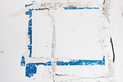 sfondo, struttura, confine, grunge, bacheca, retrò, vecchio, sbiadito, etichetta, design, Colore bianco, temperatura fredda, copia spazio, vuoto, inverno, sfondi, caratteristica della parete, struttura costruita, architettura, blu, nessuno, fotogramma intero, strutturato, danneggiato, dipingere, intemperie, esterno dell'edificio, corri giù, modello, giorno, avvicinamento, comunicazione, macchiato, deterioramento, sporco, 4K, CC0, dominio pubblico, privo di copyright