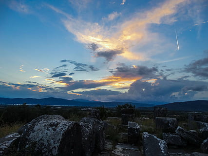 apus de soare, Grecia, albastru, vedere, Munte, în aer liber, stâncă, natură, cer, piatră, ceruri de nori, cer albastru, vale, nor - cer, frumusețe în natură, scenice - natura, o scenă liniștită, liniște, nici o persoana, mediu inconjurator, solid, arhitectură, obiect de rocă, peisaj, construită, exteriorul clădirii, scenă non-urbană, teren, 2K, CC0, domeniu public, fără drepturi de autor