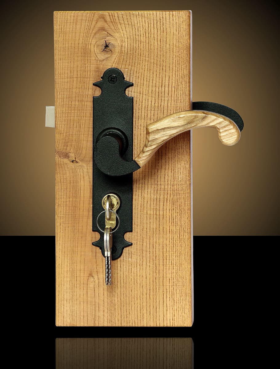 gestionar, porta, bloqueig, tirador, obert, fusta, seguretat, disseny, interior, vintage, material de fusta, a l'interior, entrada, cap gent, clau, primer pla, tir de l'estudi, protecció, solució, oportunitat, porta principal, accessibilitat, negocis, Propietari de la vivenda, natura morta, ornamentat, 2K