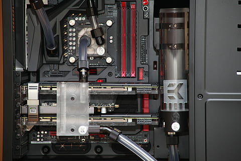 Watercooling, พีซี, คอมพิวเตอร์, เทคโนโลยี, เครื่องจักรกล, ไม่มีคน, อุตสาหกรรม, ความซับซ้อน, โรงงาน, อุปกรณ์, โลหะ, ในบ้าน, ใกล้ชิด, ควบคุม, ชิ้นส่วนเครื่องจักร, โหมดการขนส่ง, การขนส่ง, อุตสาหกรรมอิเล็กทรอนิกส์, สัมพันธ์, เครื่องยนต์, การขนส่งสาธารณะ, ยานพาหนะทางอากาศ, อุปกรณ์ไฟฟ้า, แหล่งจ่ายไฟ, 5K, CC0, โดเมนสาธารณะ, ค่าลิขสิทธิ์ฟรี