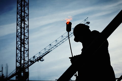 construction, industry, silhouette, crane, build, builder, construction worker, fire, site, steel, work, worker, one person, sky, nature, working, construction site, construction industry, crane - construction machinery, communication, cloud - sky, dusk, holding, side view, business, occupation, sign, adult, outdoors, profile view, 2K, CC0, public domain, royalty free