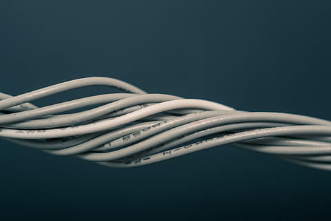 grå, hvit, rullet, kabel, flokete, kabler, teknologi, sammenflettet, vanlig bakgrunn, vridd wire, elektrisk ledning, forbindelse, Datakabel, studio skudd, kommunikasjon, internett, datanettverk, innendørs, elektrisitet, farget bakgrunn, ingen folk, trådløs teknologi, strømforsyning, nærbilde, blå, svart bakgrunn, global kommunikasjon, kablet, industri, elektrisk utstyr, telefonlinje, blå bakgrunn, 4K, CC0, offentlig domene, opphavsrett gratis