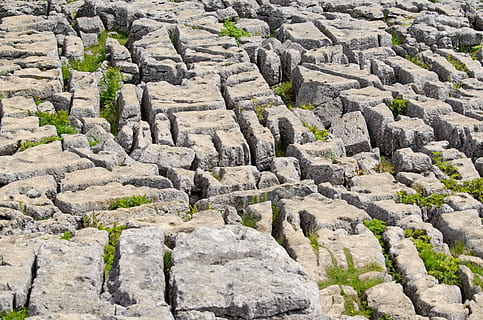 klippe, revnet, baggrund, mønster, tapet, natur, Malham, nord, yorkshire, Dales, materiale, smuk, parkere, rejse, solid, ingen mennesker, fuld ramme, baggrunde, rock-objekt, dag, ru, historie, arkitektur, grå, gammel, udendørs, bygget struktur, sten - objekt, sollys, stenmateriale, fortiden, rock formation, gamle civilisation, 1080P, CC0, offentligt domæne, royaltyfrie