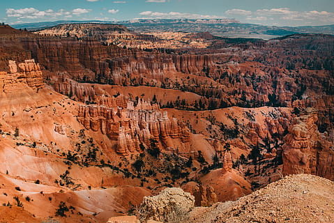 kahverengi, kanyon, parlak, gökyüzü, hava, Fotoğraf, ağaç, kapalı, dağ, ilham noktası, doğa, peyzaj, scenics, Amerika Birleşik Devletleri, çöl, bryce canyon, kaya - nesne, bryce canyon milli parkı, aşınmış, utah, güneybatı abd, kırmızı, Ulusal park, kumtaşı, açık havada, doğada güzellik, jeoloji, Kaya Hoodoo, aşırı arazi, insansız, manzaralar, seyahat yerleri, vahşi Yaşam Alanı, arizona, turuncu renk, vadi, görkemli, ünlü mekan, taş - nesne, kaya oluşumu, Kaya, kentsel olmayan sahne, manzaralar - doğa, katı, fiziksel coğrafya, seyahat, sakin sahne, huzur, uzak, çevre, kurak iklim, iklim, formasyon, tabakalı, 5K, CC0, kamu malı, telif ücretsiz