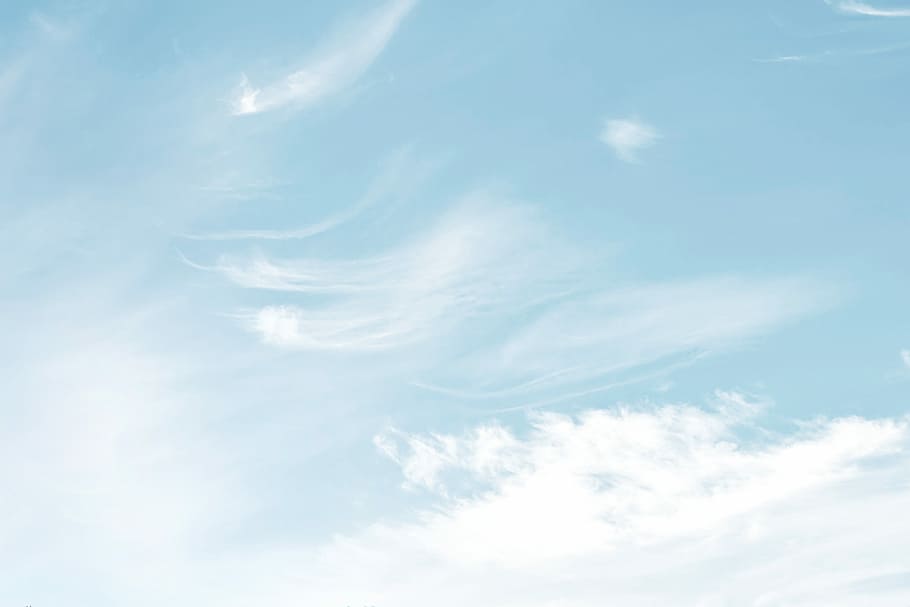 klarer Himmel, Himmel, Wolken, Frühling, heiter, Frühlingswolken, blauer Himmel, Tag, Fonds, Hintergrund, wolke - himmel, nur himmel, Hintergründe, Natur, szenen, Blau, Schönheit in der Natur, Ruhe, weiße Farbe, ruhige Szene, Szenen - Natur, keine Leute, Umgebung, Flachwinkelansicht, Wolkengebilde, draußen, Wind, idyllisch, Sonnenlicht, sauber, Meteorologie, hell, Reinheit, 4K