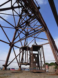 lift, Inginerie, A mea, minerit, fontă, structura, nituri, bine, cer, industria petrolului, construită, albastru, industrie, plajă, arhitectură, vedere unghiulară joasă, nici o persoana, natură, zi, conexiune, metal, pod, pod - om construit, teren, în aer liber, cer senin, lemn - material, destinații de călătorie, camp, transport, grindă, 4K, CC0, domeniu public, fără drepturi de autor