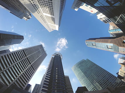 ver, vue sur les yeux, haute, bâtiments de montée, immeubles, gratte ciel, ciel, des nuages, moderne, ville, architecture, Urbain, affaires, structure, Bureau, paysage urbain, la tour, industrie, commercial, futuriste, ingénierie, construction, bleu, rue, architectural, La technologie, bâtiment, travail, lieu de travail, conception, emploi, professionnel, entreprise, extérieur d'immeuble de bureaux, structure construite, extérieur du bâtiment, faible angle de vue, grand - haut, nuage - ciel, la nature, horizon urbain, paysage, journée, directement en dessous, personne, quartier financier, en plein air, 4K
