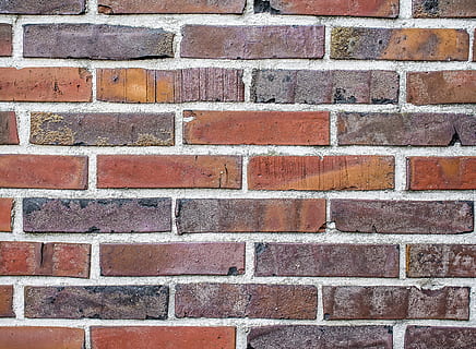 nærbilde fotografering, brun, murstein overflate, bakgrunn, tekstur, detalj, murstein, stein, full ramme, arkitektur, murvegg, veggbyggingsfunksjon, mønster, bygget struktur, vegg, strukturert, ingen folk, dag, gjentakelse, rød, utendørs, design, bygge eksteriør, form, nærbilde, 2K, CC0, offentlig domene, opphavsrett gratis
