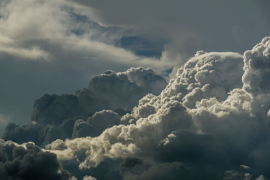 strato-cumulus clouds, clouds, cloudy, gloomy, nature, sky, cloud - sky, beauty in nature, cloudscape, scenics - nature, no people, tranquility, overcast, storm, fluffy, tranquil scene, backgrounds, dramatic sky, day, storm cloud, outdoors, idyllic, white color, ominous, softness, wind, meteorology, 5K