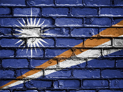 bandera, nación, emblema, país, nacional, patriótico, símbolo, patriota, patriotismo, pared, Islas Marshall, pared de ladrillo, ladrillo, arquitectura, modelo, estructura construida, pared - característica de la construcción, azul, nadie, fotograma completo, día, antecedentes, al aire libre, de cerca, exterior del edificio, texturizado, naturaleza, pintada, luz del sol, dañado, púrpura, 4K, CC0, dominio público, libre de derechos
