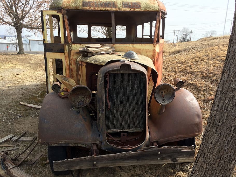Rost, Bus, Transport, alt, Wrack, gebrochen, Müll, verlassen, Schrott, altmodisch, obsolet, rostig, Retro-Stil, draußen, Antiquität, heruntergewirtschaftet, Nostalgie, Transportart, Landfahrzeug, Auto, beschädigt, Transportmittel, Tag, Metall, Ablehnen, Feld, Land, Verschlechterung, keine Leute, Kraftfahrzeug, Natur, 2K