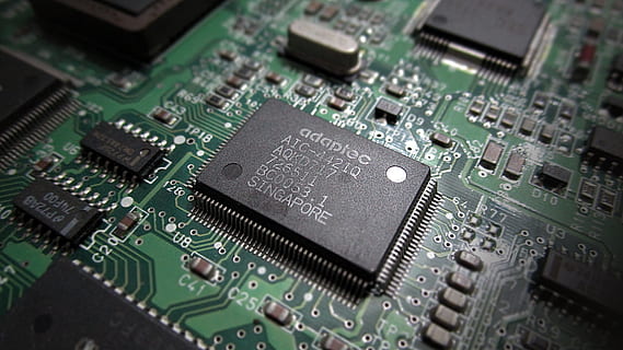 noir, adaptec, aic-442iq, ordinateur, partie, circuit électrique, électronique, circuit, électricité, puce, intégré, La technologie, Mike, macro, circuit imprimé, puce informatique, carte mère, Industrie électronique, industrie, partie informatique, complexité, équipement informatique, personne, fermer, lien, équipement, mise au point sélective, à l'intérieur, plein cadre, couleur verte, arrière-plans, la communication, composant électrique, équipement électrique, CPU, 5K, CC0, domaine public, libre de droits