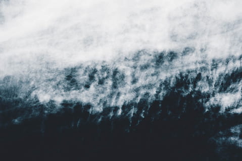 intitulado, de cerca, foto, fumar, nube, paisaje de nubes, cielo, naturaleza, azul, mar, antecedentes, ola, clima, agua, al aire libre, nadie, scenics, invierno, temperatura fría, desenfocado, nube - cielo, paisajes - naturaleza, belleza en la naturaleza, tranquilidad, vista de ángulo bajo, escena tranquila, día, fotograma completo, cielo dramático, ambiente, idílico, escena no urbana, el color blanco, meteorología, poder en la naturaleza, 5K, CC0, dominio público, libre de derechos