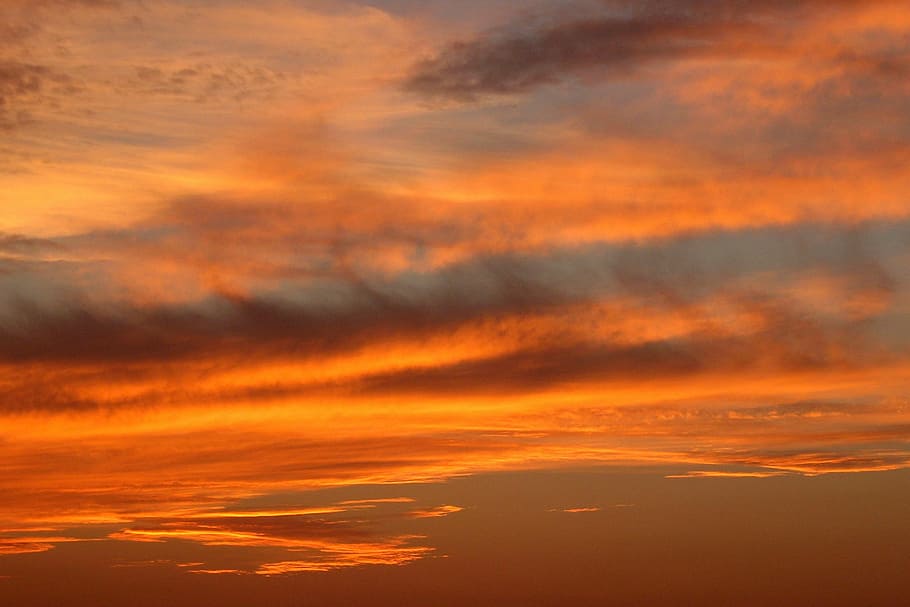 foto, d'oro, ora, tramonto, arancia, crepuscolo, cielo, nuvole, all'aperto, panoramico, tranquillo, stratosfera, atmosfera, alto, tempo metereologico, meteorologia, Cloudscape, vista, ambiente, natura, nuvola - cielo, colore arancione, sfondi, luce del sole, sole, Paesaggi, estate, bellezza nella natura, cielo drammatico, scenics - natura, la tranquillità, colore vibrante, nessuno, soggezione, astratto, sfondi astratti, viola, cielo romantico, 2K