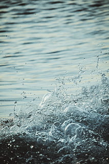 Foto, Karosserie, Wasser, Wassertropfen, Nahansicht, Fotografie, Textur, Spritzen, Welle, Rau, Natur, Bewegung, keine Leute, Tag, selektiver Fokus, Meer, Vollbild, Ufergegend, Schönheit in der Natur, draußen, plantschen, High Angle View, Sport, Wassersport, nass, fließendes Wasser, Reinheit, fließend, 5K, CC0, gemeinfrei, lizenzfrei