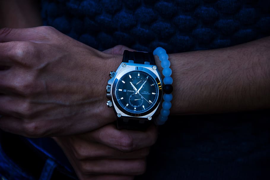 shot, man, wearing, wrist, watch, Closeup, wrist watch, people, clock, time, wristwatch, human Hand, close-up, holding, human body part, one person, hand, men, human joint, adult, checking the time, body part, males, indoors, timer, instrument of time, personal accessory, stopwatch, human limb, clock face, minute hand, 4K