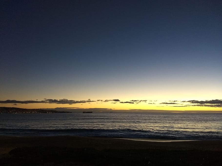 Sonnenuntergang, Dämmerung, Strand, Landschaft, Meer, Himmel, Halbinsel, Boote, Seehimmel, Hafen, Horizont, Ruhe, Sand, Ozean, Wasser, Szenen - Natur, Land, Schönheit in der Natur, ruhige Szene, Natur, Horizont über Wasser, keine Leute, kopieren sie platz, idyllisch, wolke - himmel, draußen, 4K