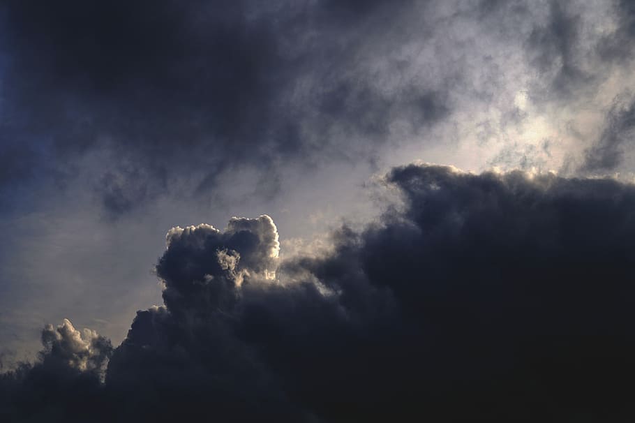 llums solars, cobert, núvols, sol, darrere, ennuvolat, cels, núvol, cel, cloudscape, llum solar, llum, nublado, detalle, lindo, pacifico, cielo, nua, ombra, núvol - cel, naturalesa, vista d’angle baix, bellesa a la natura, escenics - natura, cap gent, tempesta, a l'aire lliure, escena tranquil·la, tranquil·litat, silueta, medi ambient, cel dramàtic, núvol de tempesta, dia, ominós, Pol · lució, 5K