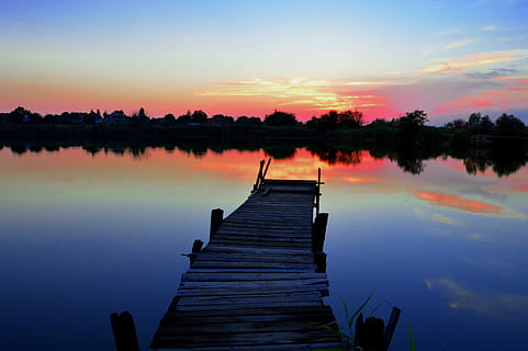 natura, fiume, tramonto, piccolo fiume, lago, riflessione, scena tranquilla, Paesaggi, crepuscolo, acqua, la tranquillità, cielo, legno - materiale, bellezza nella natura, scenics - natura, albero, molo, scena non urbana, silhouette, colore arancione, nessuno, pianta, all'aperto, 5K, CC0, dominio pubblico, privo di copyright