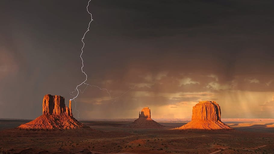 grande, canyon, nero, cielo, fulmine, giorno, sterile, nuvole, deserto, asciutto, crepuscolo, paesaggio, all'aperto, pioggia, arenaria, panoramico, tramonto, nuvola - cielo, tempesta, bellezza nella natura, scenics - natura, ambiente, potere in natura, natura, terra, energia, temporale, segnale di pericolo, cartello, a distanza, nessuno, tempo estremo, clima, infausto, 1080P