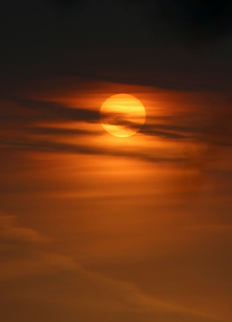 foto, cheio, lua, por do sol, céu, nuvem, vermelho, à noite, scenics, nuvem - céu, Dom, luz solar, natureza, ninguém, cena tranquila, beleza na natureza, ao ar livre, espaço, cor laranja, tranquilidade, scenics - natureza, astronomia, forma, noite, idílico, forma geométrica, círculo, fenómeno natural, Sombrio, eclipse, 2K