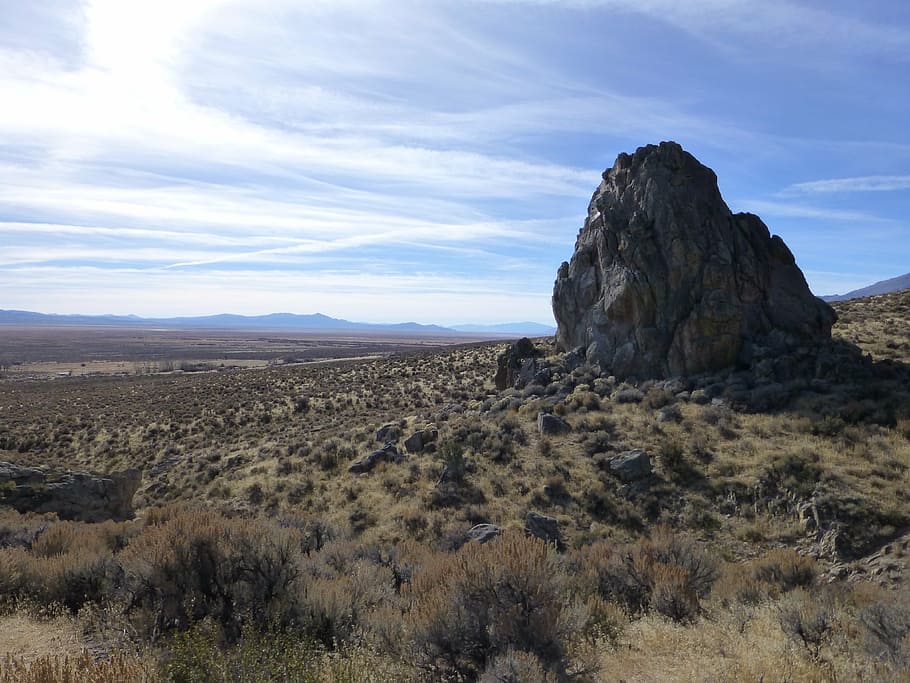 formasi batuan, Padang rumput, siang hari, rubi, gunung, nevada, lanskap, batu, gurun, langit, adegan yang tenang, keindahan di alam, lingkungan Hidup, pemandangan, scenics - alam, ketenangan, adegan non-urban, awan - langit, tanah, alam, tidak ada orang, hari, menanam, batu - benda, padat, geologi, di luar rumah, iklim kering, iklim, pembentukan, terkikis, setengah kering, 4K