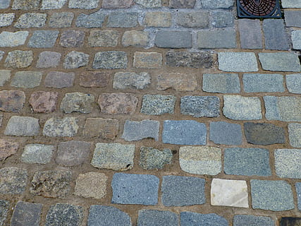 lappe, sten, etage, sten gulv, væk, jord, struktur, brosten, mønster, grå, vej, fortov, baggrund, gulve, samlinger, anbragt, vejbygning, solid, baggrundsbillede, asfalteret, materiale, overflade, natursten, baggrunde, fuld ramme, tekstureret, ingen mennesker, dag, sten-, sti, høj vinkel visning, stenmateriale, udendørs, væg, ru, sten - objekt, arkitektur, bygget struktur, mursten, Stenmur, 4K, CC0, offentligt domæne, royaltyfrie