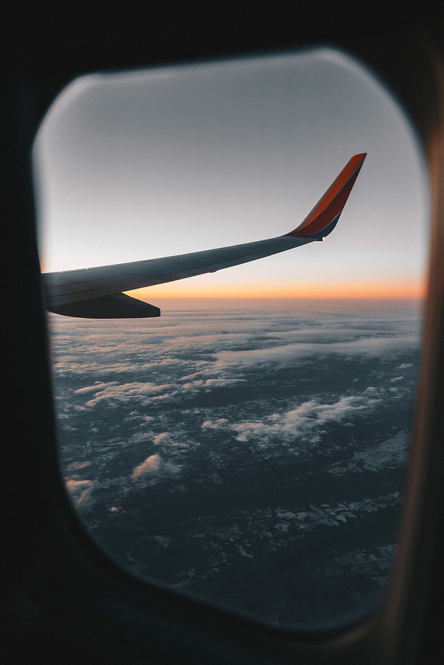 udsigt, fly vinger, fly vindue, antenne, fotografering, fly, vindue, vinge, Sky, jorden, luftfartøj, flyvende, transportform, køretøj interiør, transportmidler, himmel, flyvinger, rejse, Midt i luften, ingen mennesker, natur, glas - materiale, luftfoto, på farten, scenics - natur, gennemsigtig, udendørs, bybilledet, Flymotor, 4K
