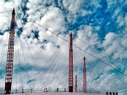 arquitectura, puente, nubes, infraestructura, acero, puente colgante, cables, nube - cielo, cielo, estructura construida, transporte, destinos de viaje, cable, viaje, naturaleza, conexión, ciudad, turismo, modo de transporte, puente - estructura hecha por el hombre, vista de ángulo bajo, cable de acero, nadie, al aire libre, velero, paisaje urbano, 5K, CC0, dominio público, libre de derechos