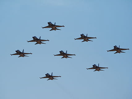 combattente, aria personale, Aquila Nera, blu, volante, cielo, nessuno, forma, forma a stella, cooperazione, lavoro di squadra, in movimento, cielo sereno, movimento, spettacolo aereo, evento, natura, militare, aereo, veicolo aereo, gruppo di oggetti, celebrazione, comando, 1080P, CC0, dominio pubblico, privo di copyright