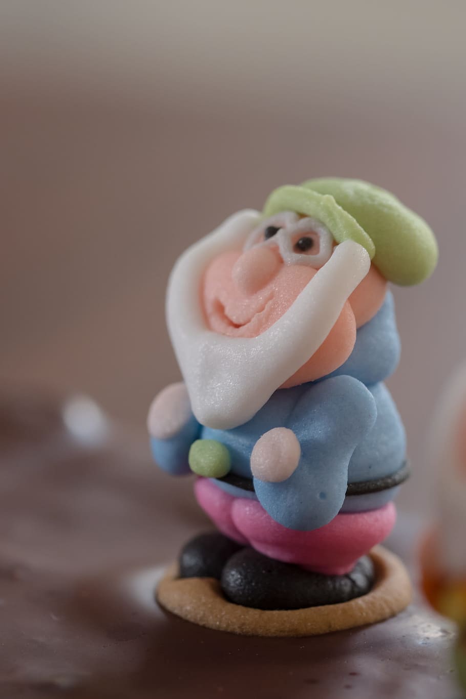 nan, caramels, sucre, set, 7, dolç, mossegada, dolçor, menjar, deliciós, colorit, pastisseria, nutrició, calories, color, tractar, bomba de calories, macro, deco, pastís d'aniversari, pastís, decoració, primer pla, centrar-se en primer pla, a l'interior, representació, menjar i beguda, cap gent, menjar dolç, natura morta, taula, creativitat, indulgència, temptació, joguina, menjar poc saludable, art i artesania, representació humana, frescor, 4K