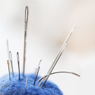 closed, photo, thread needle, sewing, needle, thread, eye, blue, sewing thread, naainaald, crooked, textile, yarn, hobby, useful, crafts, embroider, embroidery needle, embroidery thread, embroidery, art and craft, close-up, indoors, sewing needle, knitting needle, craft, incense, brush, paintbrush, spirituality, religion, wool, belief, focus on foreground, vibrant color, art and craft equipment, 4K, CC0, public domain, royalty free