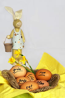 Påske hare, farve, æg, hare, påske, figur, farverig, maling, påskeæg, brugerdefinerede, tegning, forår, dyreæg, dekoration, ferie, fest, kulturer, sæson, gul, mad, kurv, ingen mennesker, kanin - dyr, dyre rede, studio skud, indendørs, antropomorfe smiley ansigt, dyr repræsentation, repræsentation, dyr, Kunst og håndværk, mad og drikke, stilleben, pattedyr, kreativitet, dyre temaer, tæt på, 4K, CC0, offentligt domæne, royaltyfrie