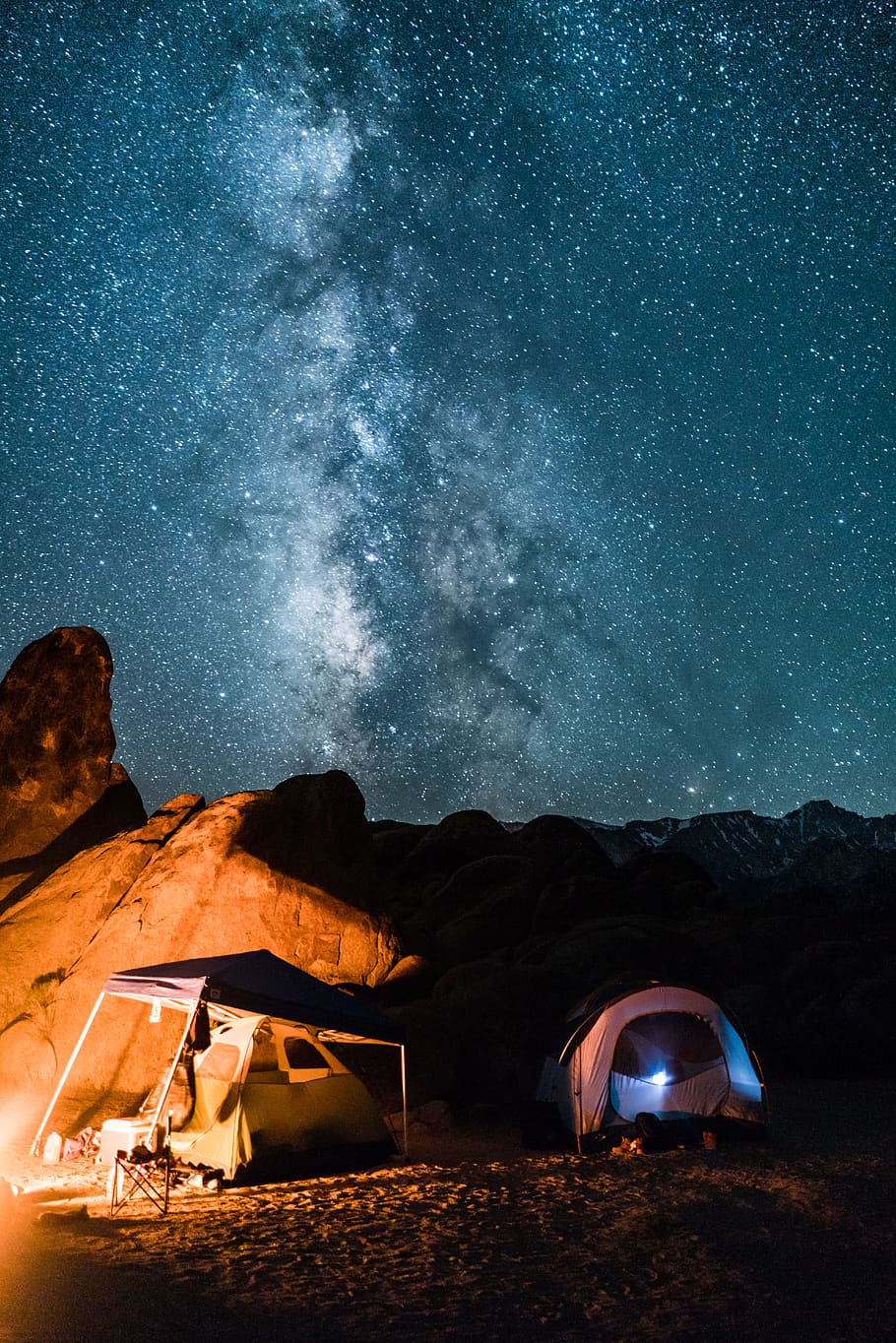 campister, mælkeagtig, vej, fotografering, hvid, sort, telt, sort telt, Camping, nat, stjerne - rum, natur, udendørs, udforskning, eventyr, landskab, astronomi, bjerg, himmel, scenics, belyst, rock-objekt, galakse, plads, scenics - natur, stjerne felt, Mælkevejen, stjerne, skønhed i naturen, ingen mennesker, konstellation, uendelighed, rolig scene, bål, 8K