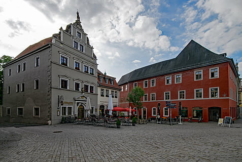 weimar, thuringia germany, Germania, oras vechi, clădire veche, locuri de interes, cultură, artă, clădire, istorie, arhitectură, exteriorul clădirii, construită, oraș, cer, nor - cer, stradă, natură, casă, zonă rezidențială, transport, destinații de călătorie, pietruită, zi, în aer liber, trecutul, drum, piatră de pavaj, 5K, CC0, domeniu public, fără drepturi de autor