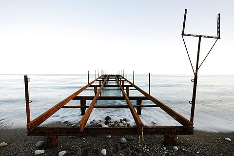 iskele, gammel, rusten, strand, marine, antalya, vinter, kold, storm, kystlinje, rejse, miljømæssige, ensomhed, solnedgang, baggrund, store, Havn, struktur, lang eksponering, Foto, landskab, natur, sammensætning, smuk, fred, kystnære, detalje, vand, himmel, hav, dag, skyfri himmel, ingen mennesker, scenics - natur, horisont, horisont over vand, træ - materiale, ro, rolig scene, skønhed i naturen, mole, arkitektur, udendørs, bygget struktur, stige, 4K, CC0, offentligt domæne, royaltyfrie