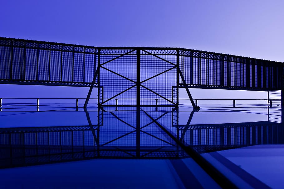 metall negre emmarcat, arquitecte, gràfics, resum, edifici, secret, èxit, qualitat, nit, blau, cel, estructura construïda, cel clar, arquitectura, cap gent, a l'aire lliure, naturalesa, vespre, generació de combustible i energia, connexió, metall, tecnologia, silueta, barana, comunicació, quadrícula, porpra, signe, directament a sota, Font d'alimentació, 2K